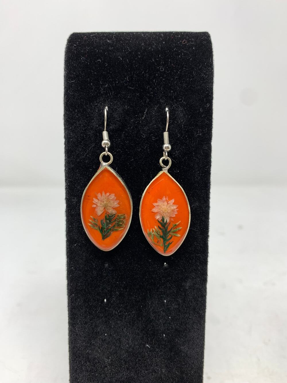 Unbranded Dangle Drop Oval Earrings Pressed Flowers Orange Silver Tone Metal